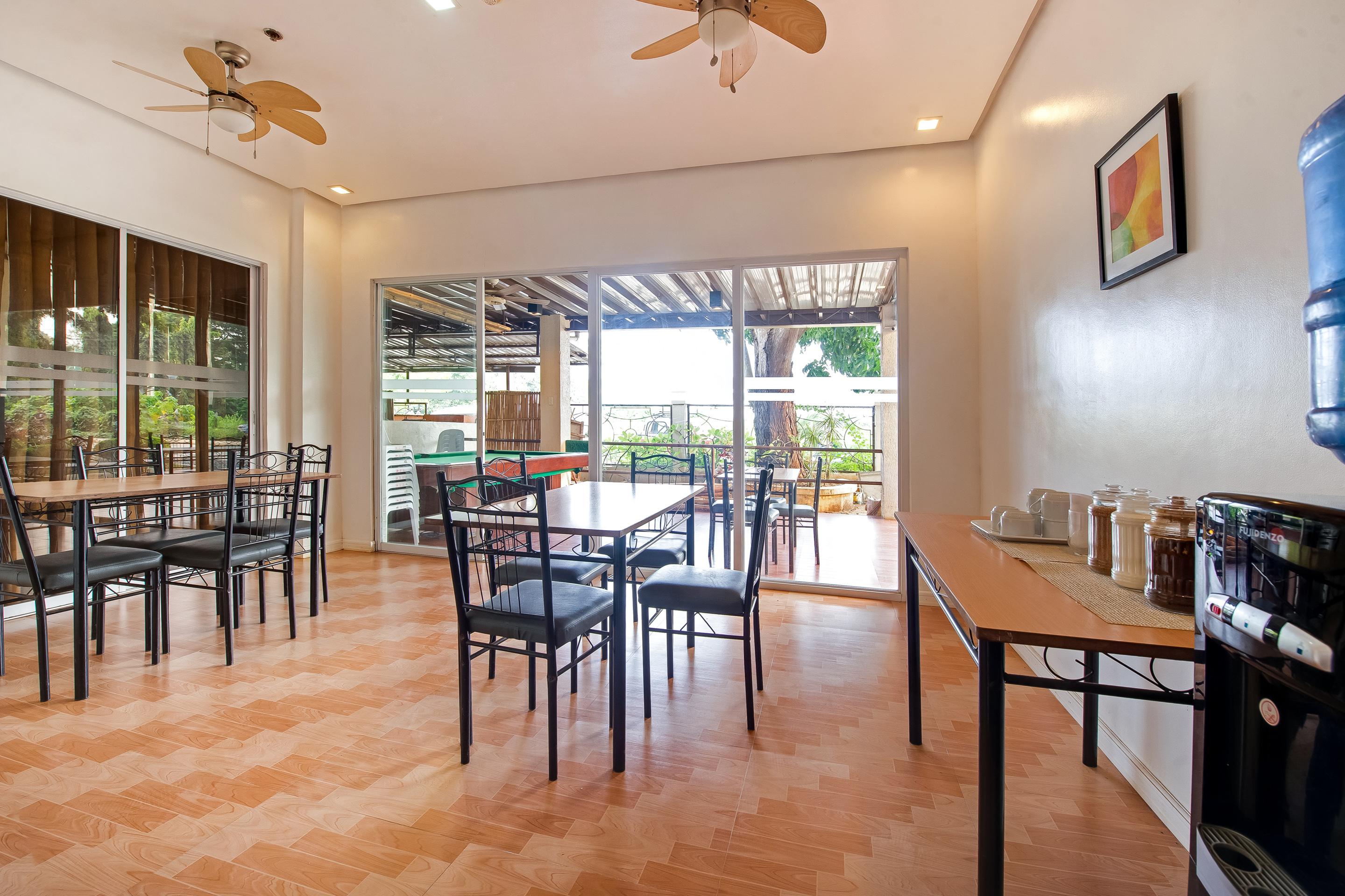 Royale Parc Hotel Puerto Princesa Palawan Экстерьер фото