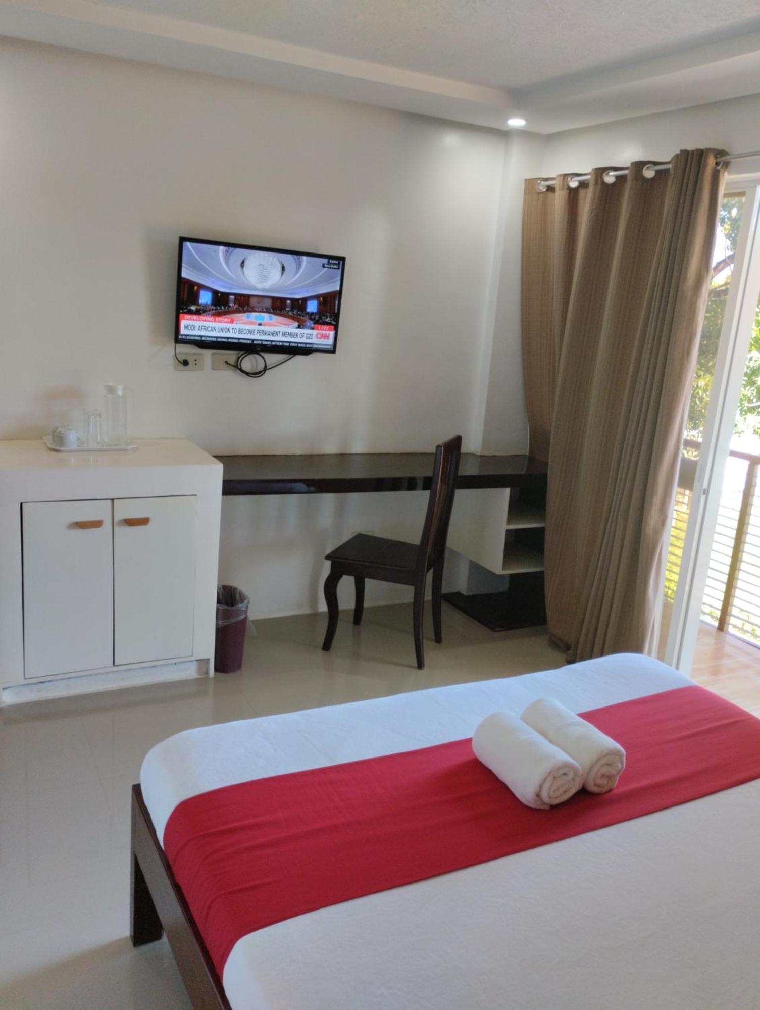 Royale Parc Hotel Puerto Princesa Palawan Экстерьер фото