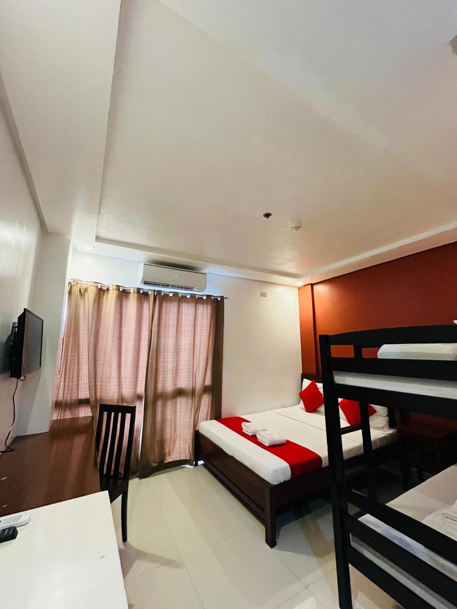 Royale Parc Hotel Puerto Princesa Palawan Экстерьер фото